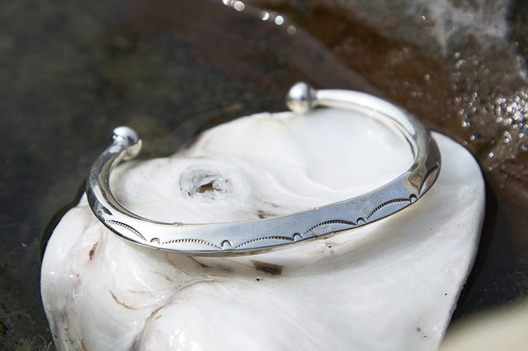 Naja Tapered End Bracelet
