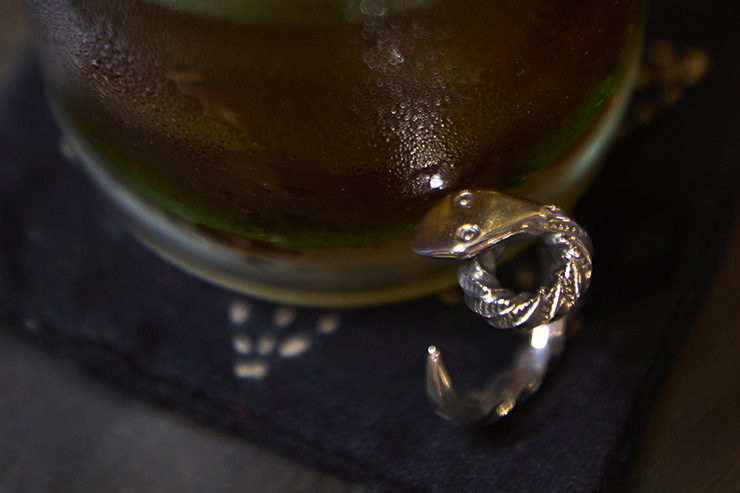 Karakusa Rose Bracelet No. 183 (8mm) / Twisted Snake Ring