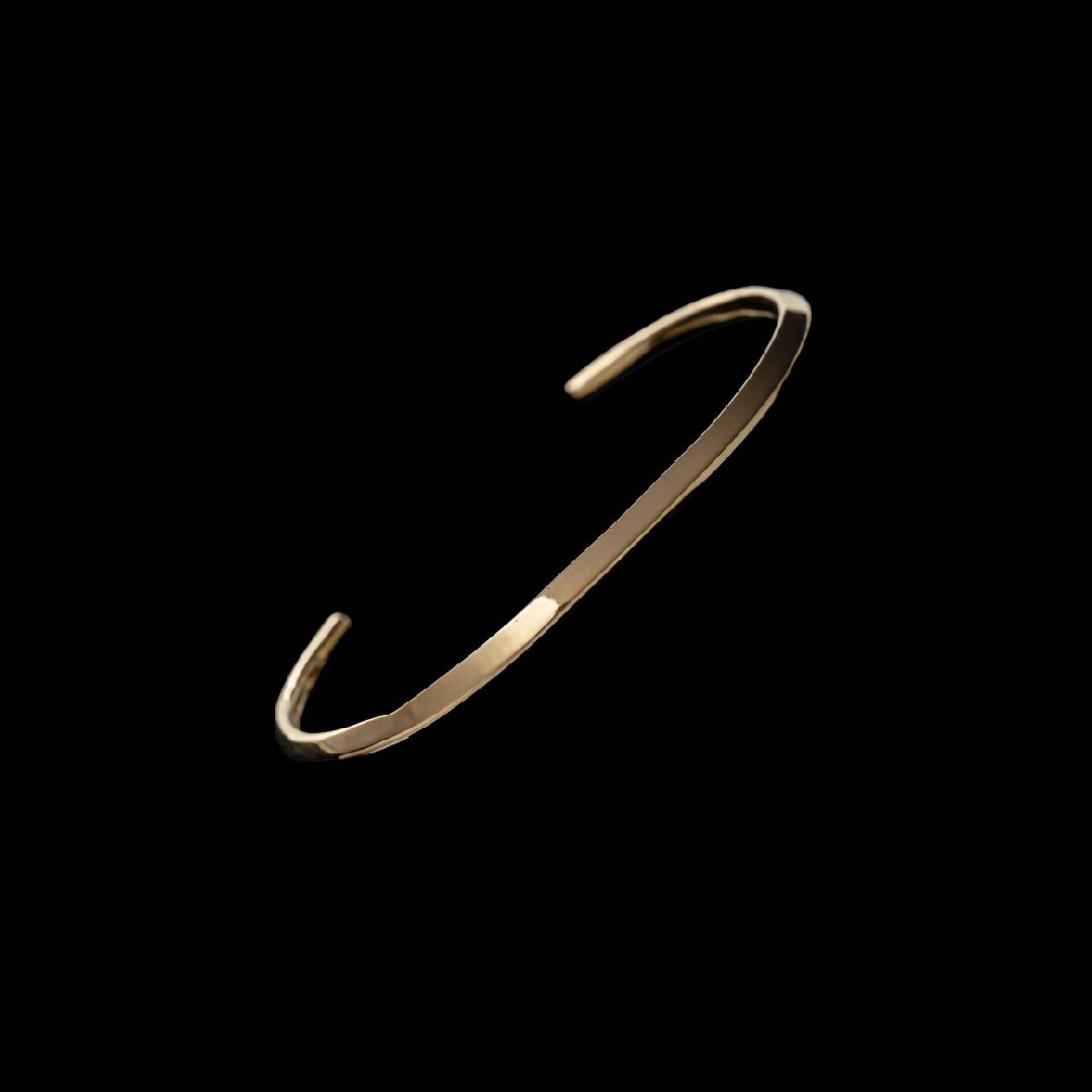 18K GOLD MEN’S EXTRA THIN TRIANGLE TAPERED END BRACELET (PLAIN)