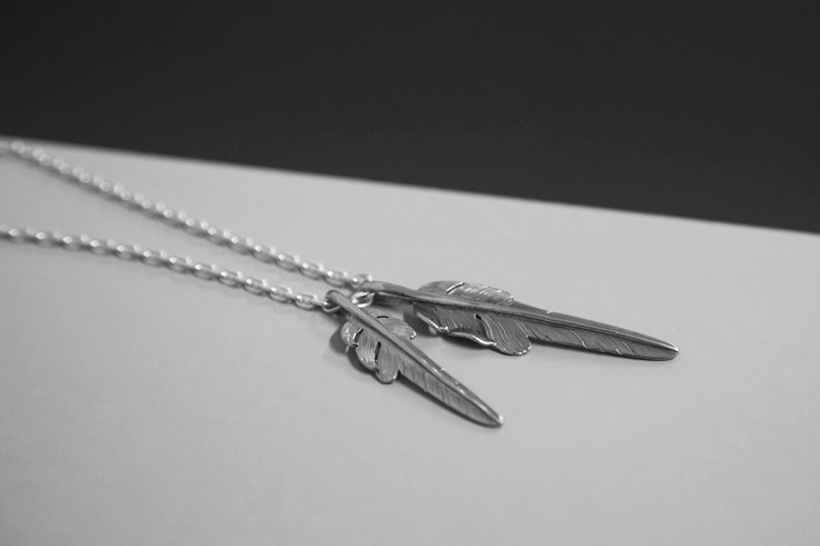 Kazekiri Feather Necklace