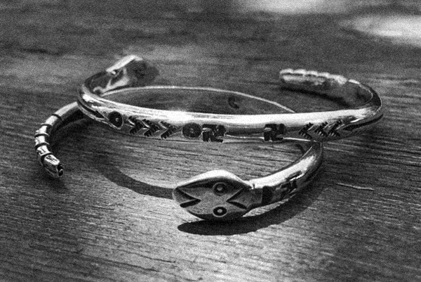 Love Hands / Rattlesnake Bracelet