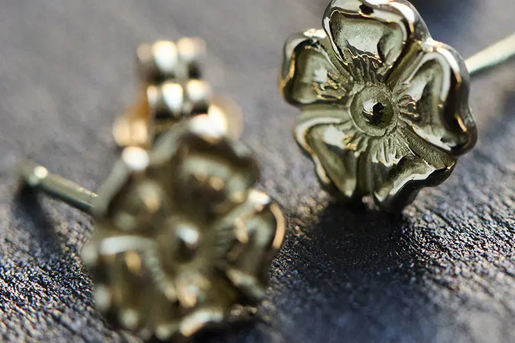 18K Gold Rose Pierced Earrings, Extra Small (Pair) / OT-0178