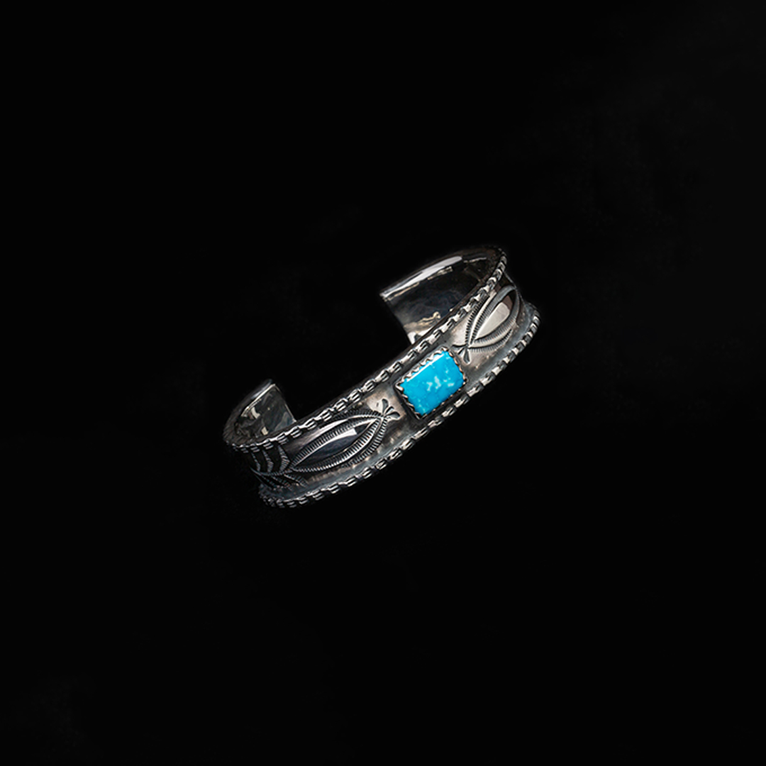 BENTED EDGE BRACELET (TURQUOISE)