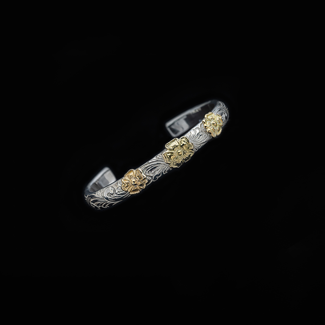 KARAKUSA 3 ROSES BRACELET No. 219 (18K GOLD ACCENTS)