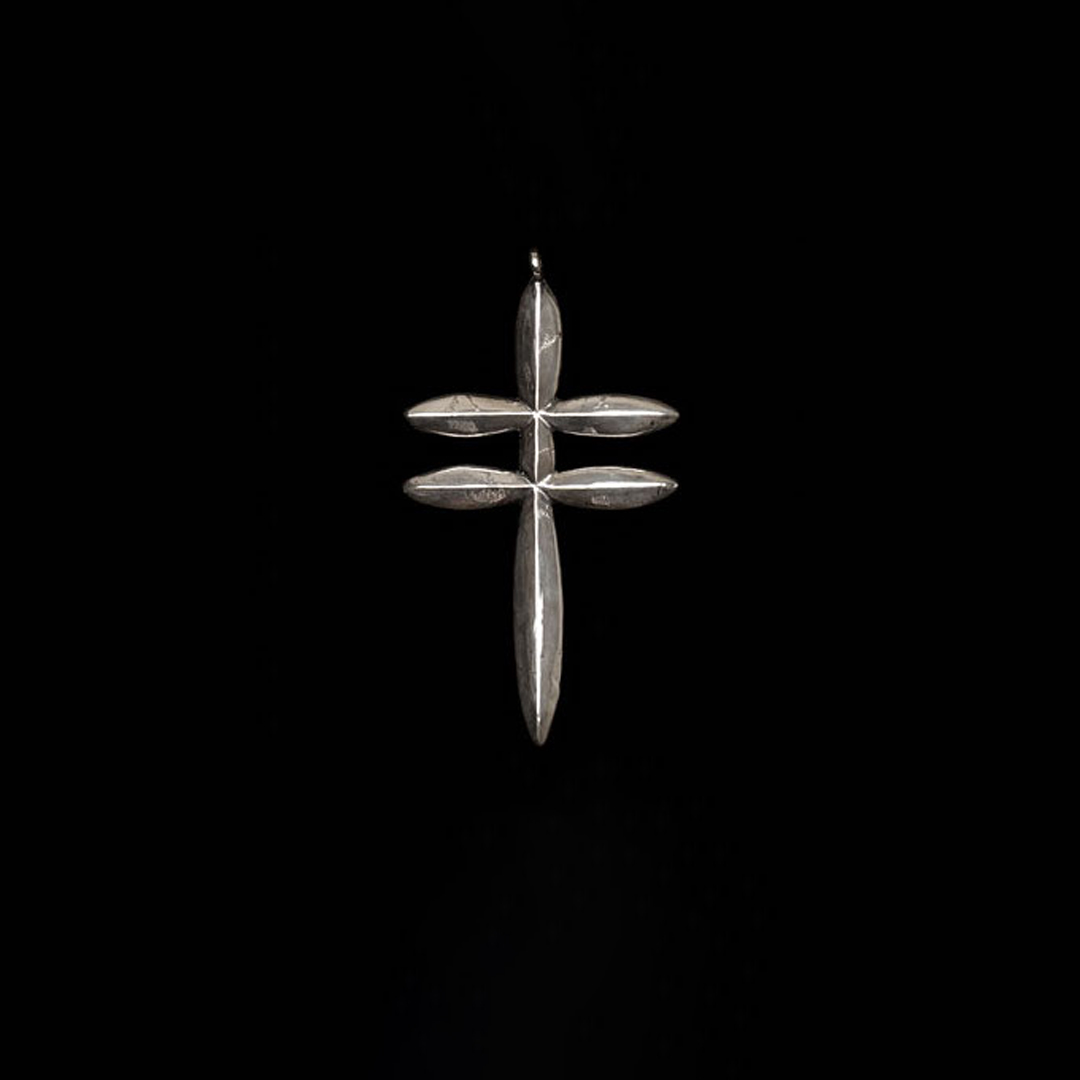 TRIANGLE DRAGONFLY PENDANT