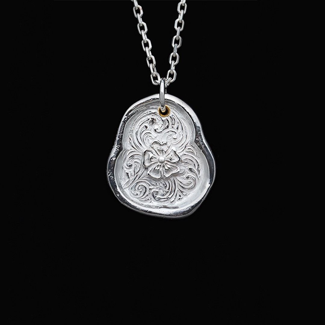 KARAKUSA ROSE DARUMA PENDANT No. 170 (22K GOLD ACCENT)