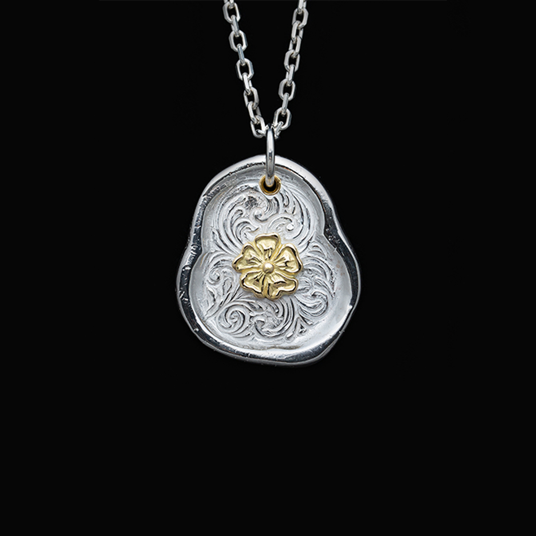 KARAKUSA ROSE DARUMA PENDANT No. 171 (18K, 22K GOLD ACCENTS)