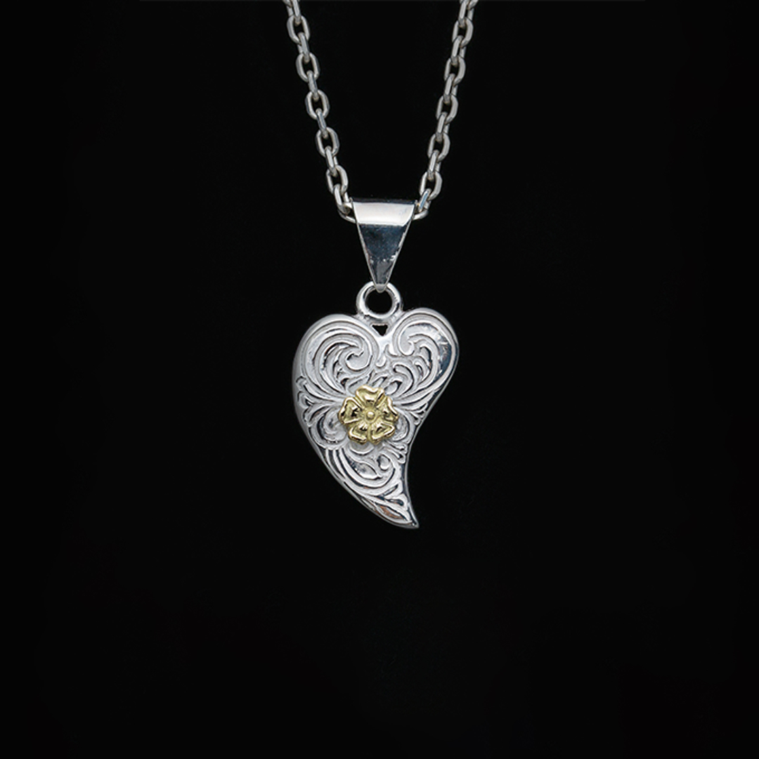 KARAKUSA ROSE HART PENDANT No. 175 (18K GOLD ACCENT)