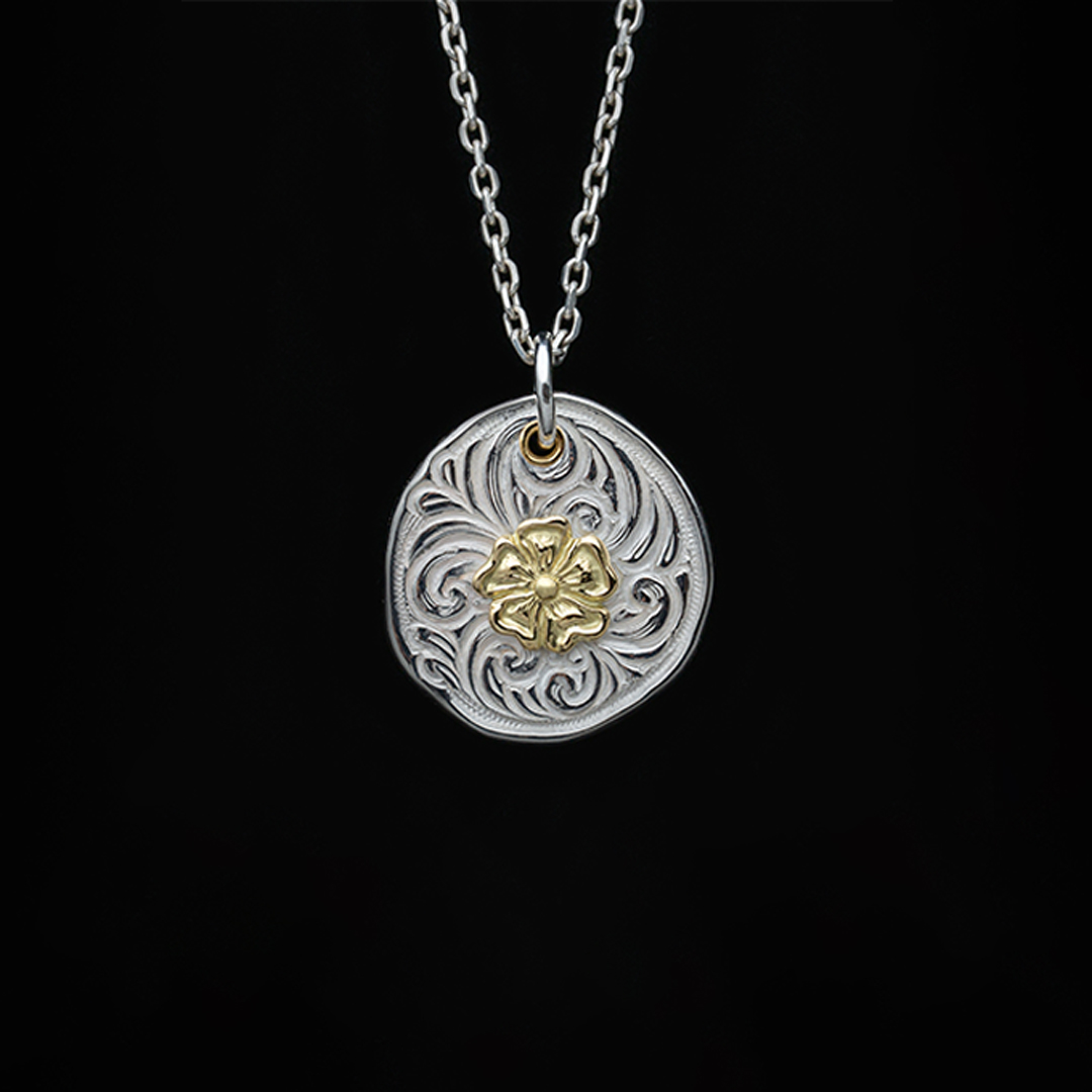 KARAKUSA ROSE PENDANT No. 181 (18K, 22K GOLD ACCENTS)