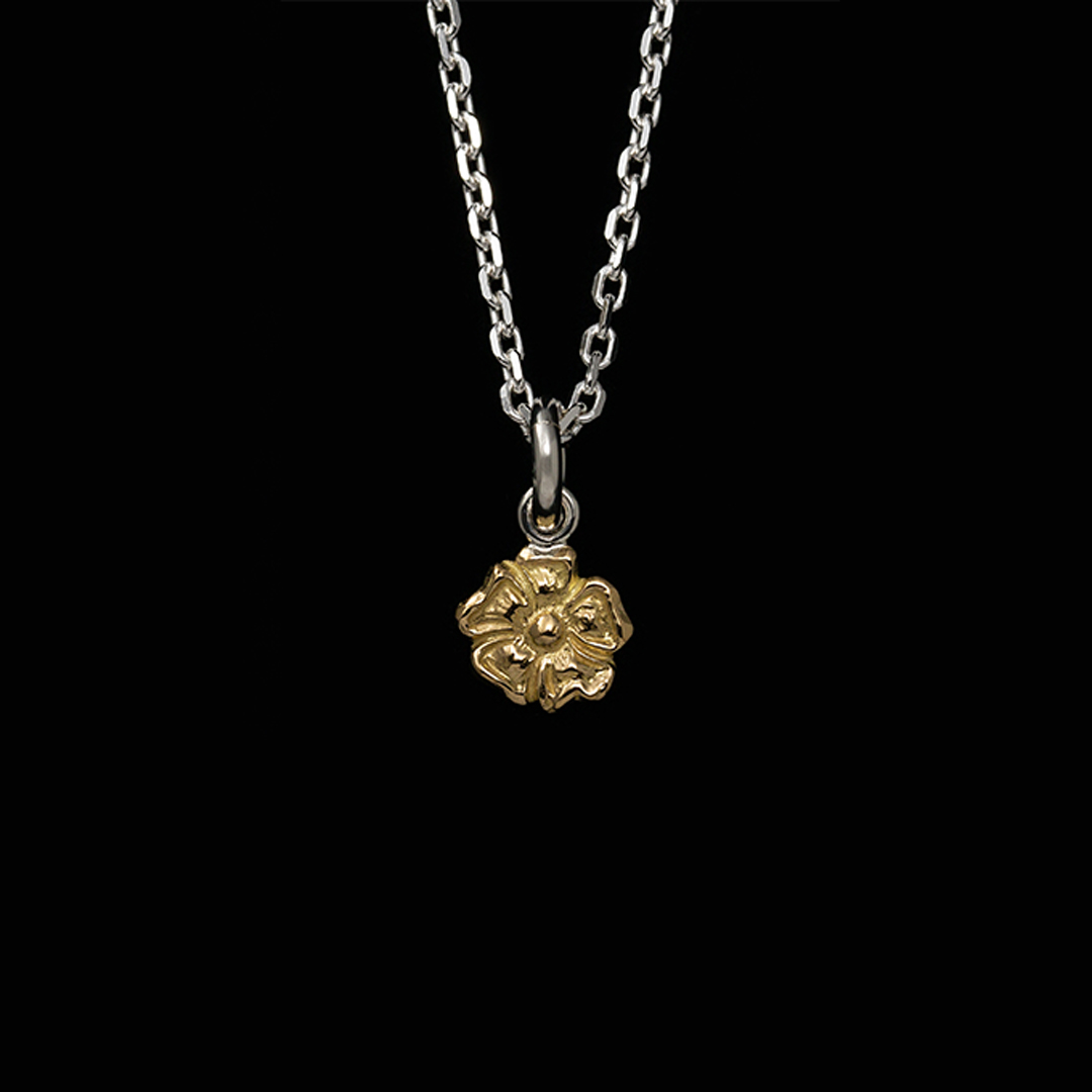 18K GOLD ROSE PENDANT, SMALL