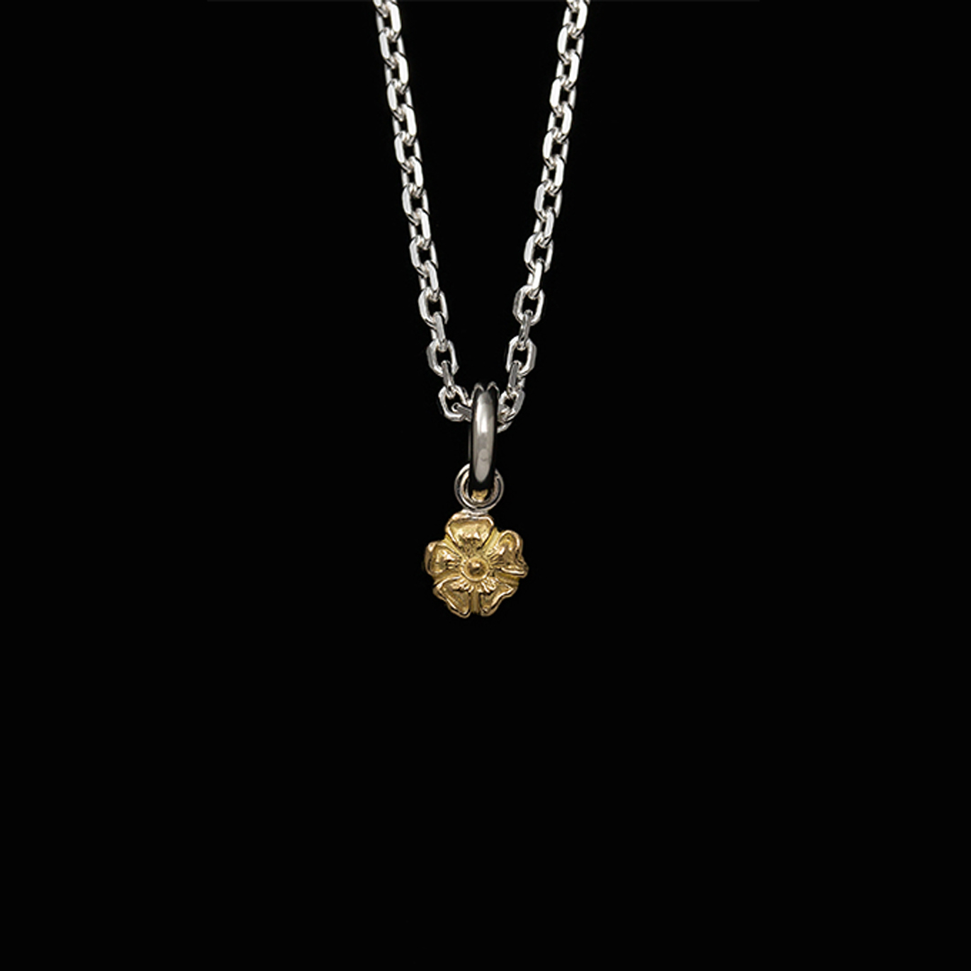 18K GOLD ROSE PENDANT, EXTRA SMALL