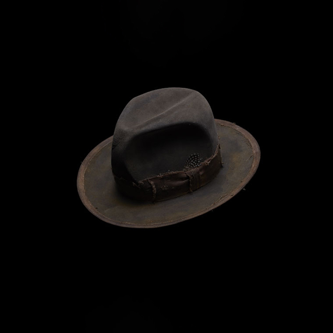 WEATHERED & WORN 1940s HIGH CROWN SNUB NOSE FEDORA