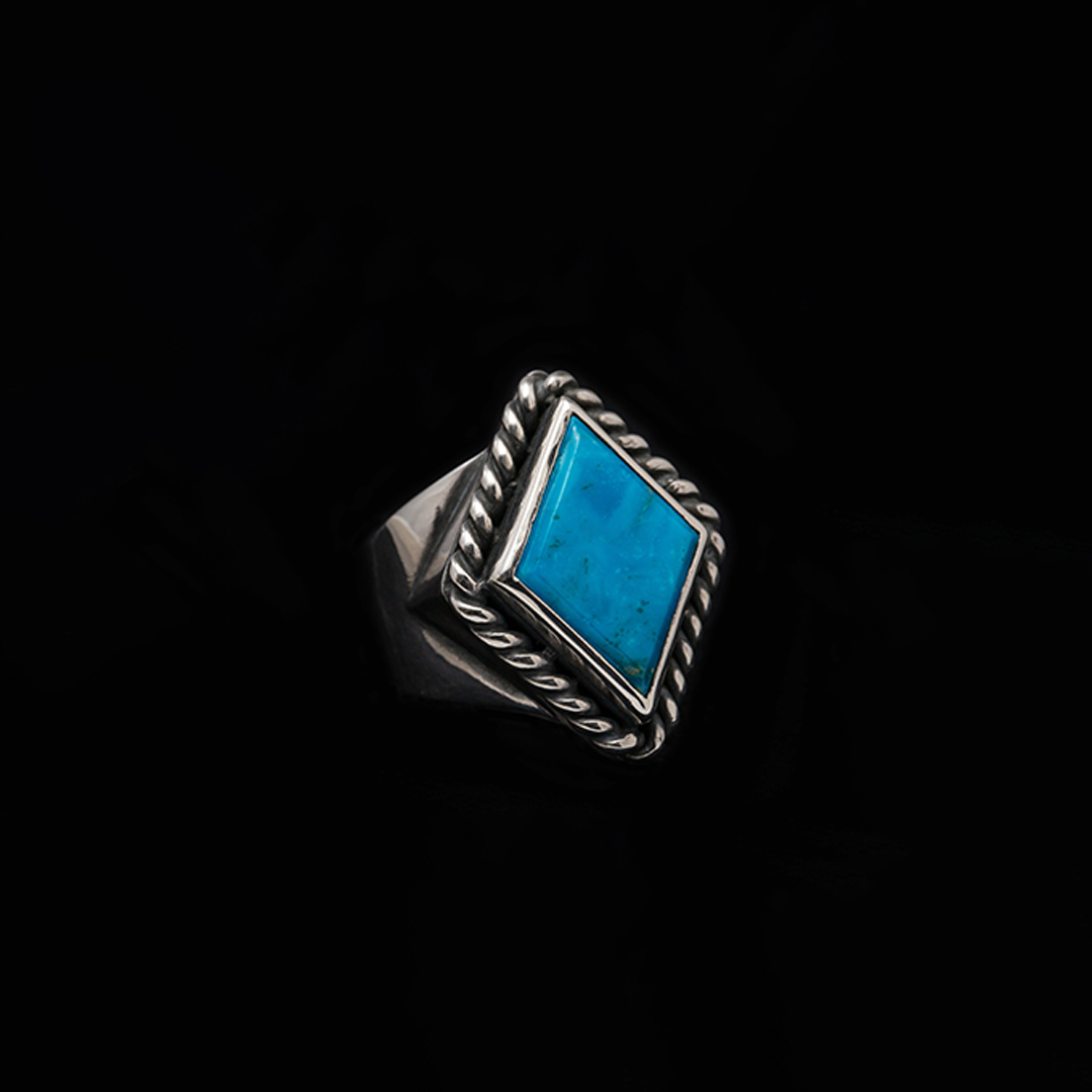 RHOMBUS FLATTOP TURQUOISE RING (18K GOLD ACCENT INSIDE)