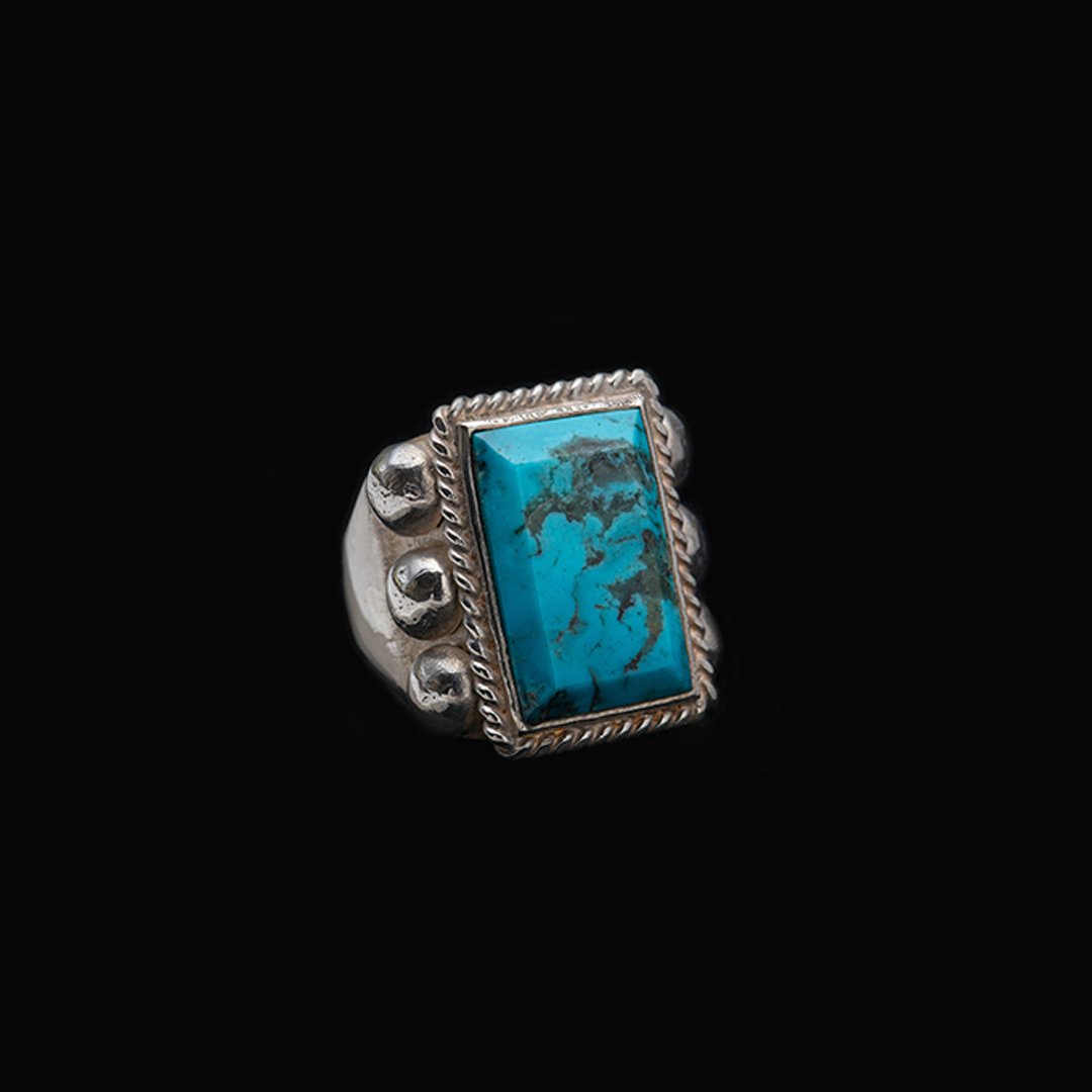 6 POINT RECTANGLE FLATTOP TALL TURQUOISE RING (18K GOLD ACCENT INSIDE)